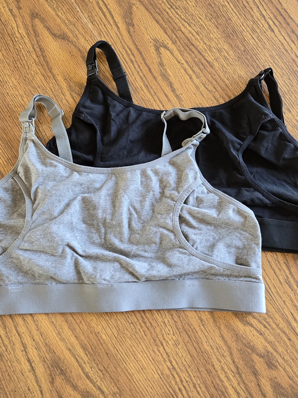 Momcozy Pumping & Nursing Bras - Set Of 2